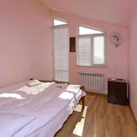 Commune Hotel غارني المظهر الخارجي الصورة