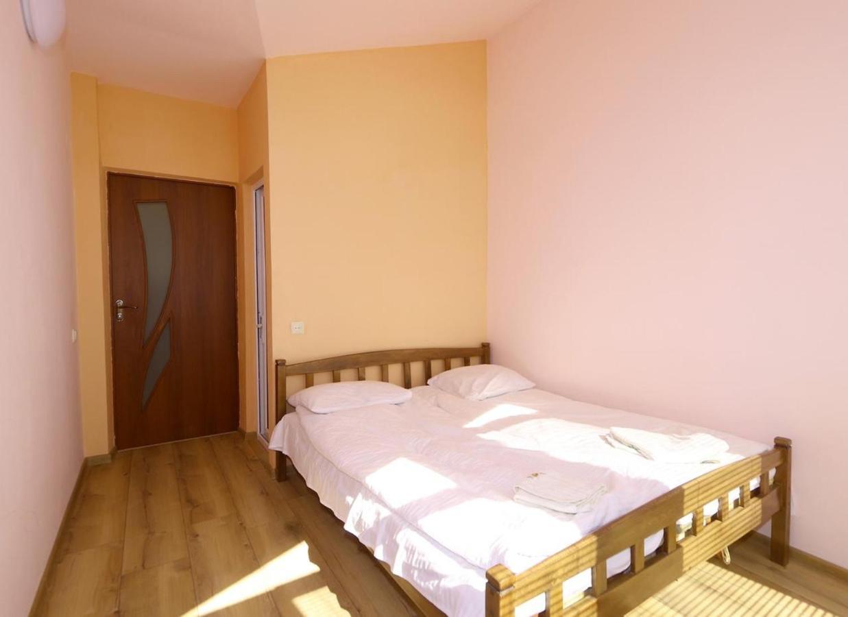 Commune Hotel غارني المظهر الخارجي الصورة