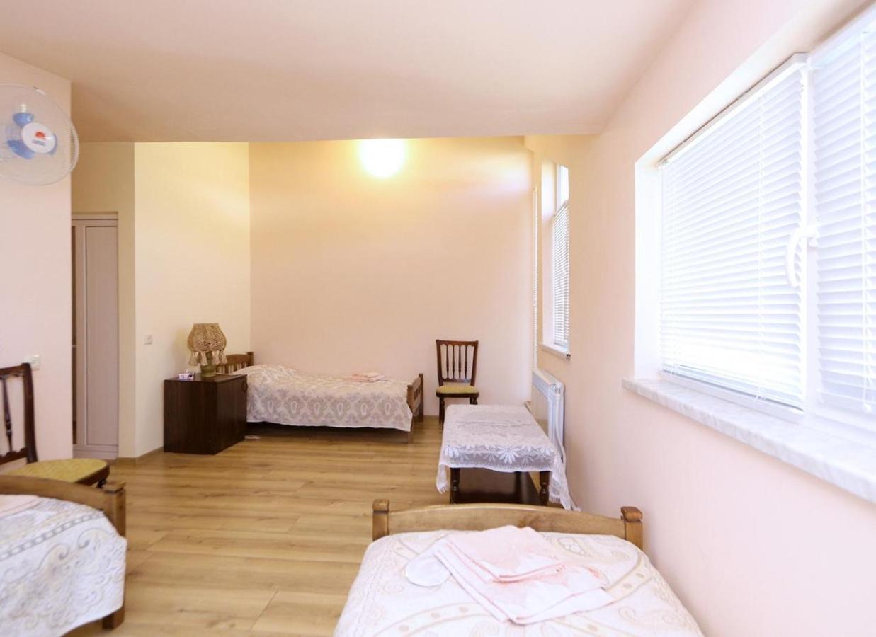 Commune Hotel غارني المظهر الخارجي الصورة