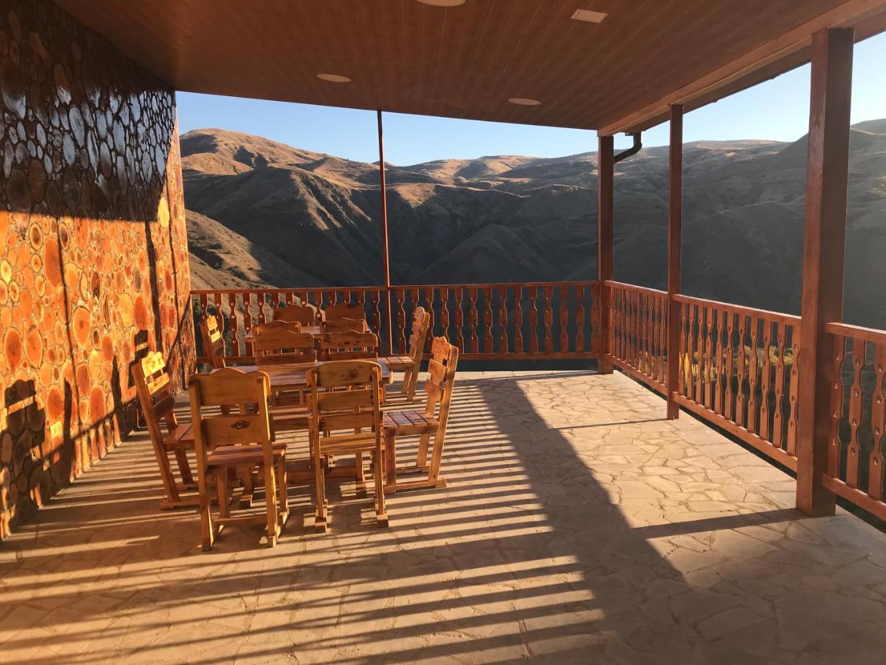 Commune Hotel غارني المظهر الخارجي الصورة