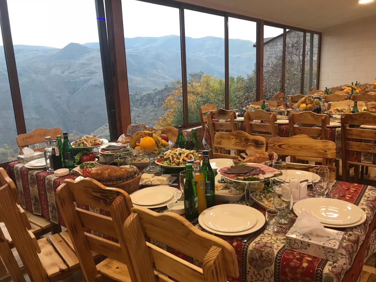 Commune Hotel غارني المظهر الخارجي الصورة