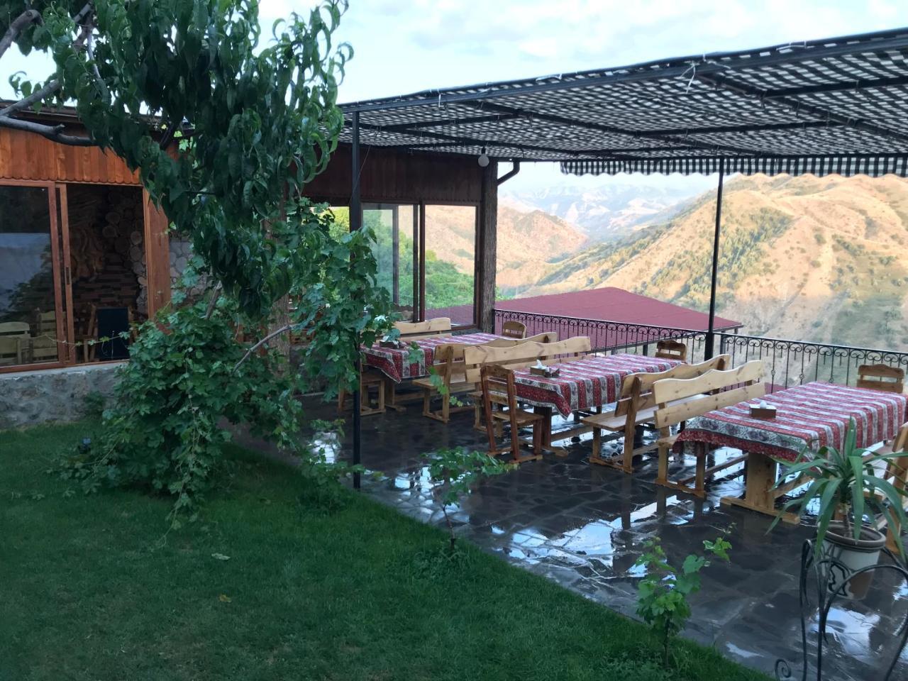 Commune Hotel غارني المظهر الخارجي الصورة